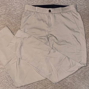 Under Armour Golf Pants. Khaki. 34x34